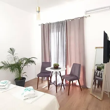 Happy Ii アパート モスタル